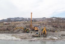 Tiranë, nis ndërtimi i urës së Menikut