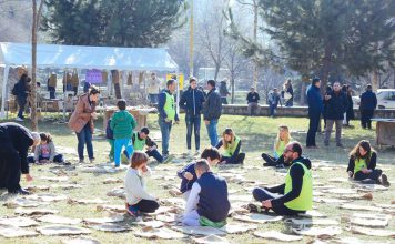 Qeset plastike do të shiten, me qëllim reduktimin e përdorimit të tyre