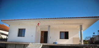 Belsh, përfituan 20 familje nga programet për strehimin e komuniteti rom dhe egjiptian