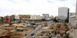 Nis faza e dytë e punimeve në sheshin “Skendërbej”