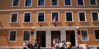 Gjuha shqipe, program i rregullt në shkollat e Zarës