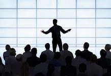 Çfarë lexojnë drejtuesit?