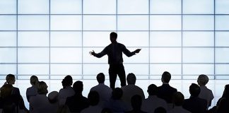 Çfarë lexojnë drejtuesit?