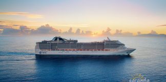 Kroçera me 1000 turistë viziton Sarandën