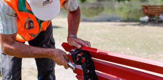 “Dhuro një stol”, nisma e re e bashkisë së Tiranës