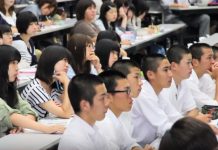 Ja si funksionon arsimi në Japoni