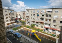 Tiranë: Përfundon rikualifikimi urban i dy blloqeve “Dhimitër Kamarda” dhe “Kristaq Cipo”