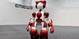 Nëse humbni në aeroport ky robot mund t’ju ndihmojë