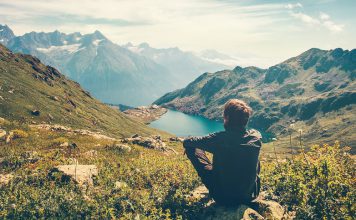 4 mënyra si të luftoni depresionin përmes antidepresantëve natyralë