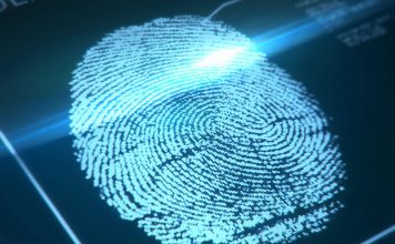 Të telefonosh emergjencën përmes gjurmës së gishtave