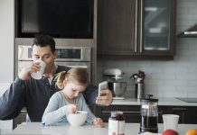 Varësia tek teknologjia: 5 rregulla për të rifituar komunikimin e humbur me fëmijët