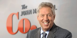 7 këshilla për një lider të sukseshëm nga John Maxwell