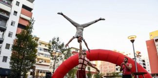 Tiranë, cirk shëtitës për fëmijët përgjatë 3 muajve