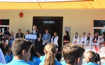 TAP rikonstrukton shkollën e Grecallisë në Fier