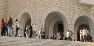 Edhe Universiteti i Elbasanit miraton rritjen e pagave për pedagogët