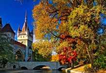 11 prej qyteteve më të lira për t’u vizituar gjatë vjeshtës