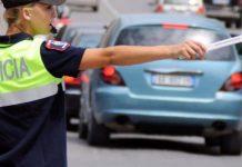 Policia do të shpërblejë shoferët model