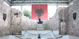 Nis puna për restaurimin e Memorialit të Skënderbeut
