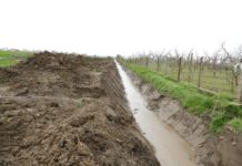 Divjakë, rehabilitohen kanalet kulluese