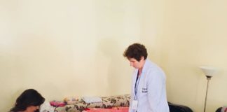 Ekipi multidisiplinar i DRSH Vlorë, ndihmë pacientëve në nevojë