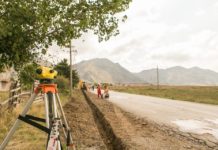 Korçë, nis puna për rikonstruksionin e rrugës së Drenovës