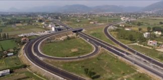 Hapet nyja e Milotit, lehtësohet trafiku