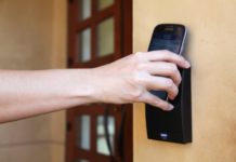 iPhone i juaj mund të përdoret si çelës dere me iOS 12