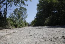 Lezhë: Vijon puna për rehabilitimin e rrugës së fshatit Piraj