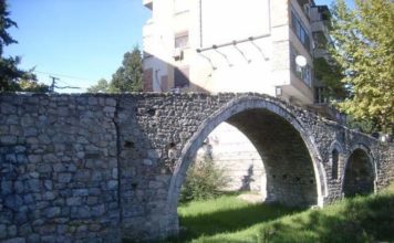 Historia e Urës së Tabakëve