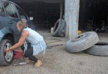 Njihuni me vajzën nga Elbasani që punon në gomisteri dhe që na jep të gjithëve një mësim të mirë