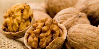 5 përfitime shëndetësore nga konsumimi i arrave