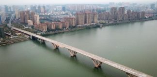 VIDEO/ Shembja spektakolare, ura 1524 m hidhet në erë në pak sekonda