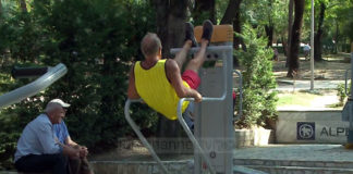 66-vjeçari që merret me sport