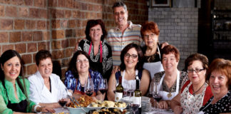 Restoranti që gatuajnë vetëm gjyshet