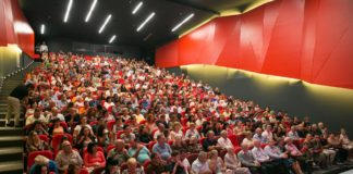 Korçë, mbyllet Festivali Mbarëkombëtar i Komedisë