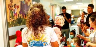 Teatri i Kukullave, shfaqje për fëmijët e sëmurë