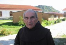 “Rrno vetëm për me tregue”, At Zef Pllumi “kthehet” në Lezhë