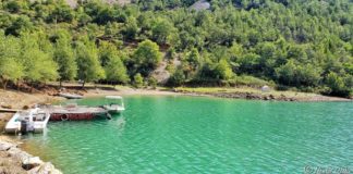 Reportazhi/ Shqipëria, vendi i mrekullive! Aty gjen ngjyra, mirësjellje, natyrë të virgjër, histori…