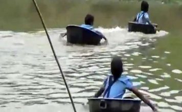 VIDEO/ Sakrificë për dije, nxënësit kalojnë lumin me tenxhere për të shkuar në shkollë