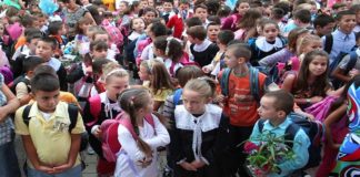 Nis sot shkolla, 32 mijë nxënës ulen për herë të parë në banka