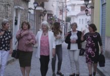 Rrugëtimi i tre motrave nga Australia, për të gjetur kushërinjtë në Shqipëri