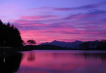 FOTOT/ Një perëndim dielli për të mos u humbur, magjia e liqenit të Pukës