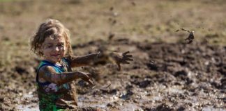 Mos i izoloni fëmijët, disa mikrobe ndikojnë pozitivisht në imunitetin e tyre