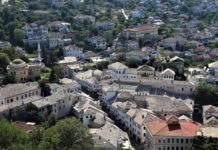 FOTOT/ Gazetarja italiane: Gjirokastra, qyteti më interesant në Ballkan