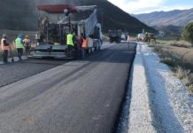 FOTOT/ Ja sa kanë avancuar punimet në rrugën e Lumit të Vlorës