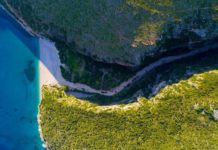 Turizmi/ Guida numër një në botë: Shqipëria në top 10 destinacionet, është më mirë se Mali i Zi dhe Greqia