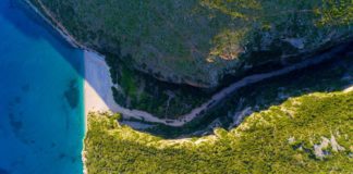 Turizmi/ Guida numër një në botë: Shqipëria në top 10 destinacionet, është më mirë se Mali i Zi dhe Greqia