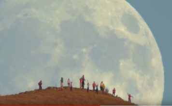 VIDEO/ Pamje të rralla, ‘takim’ me hënën në Kaliforni