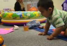 Pajisje për fëmijët e verbër, një robot në formën e byzylykut do t’i ndihmojë të orientohen