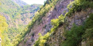 Bota flet për Shqipërinë! Booking.com: Një ndër 10 destinacionet më të mira për 2019